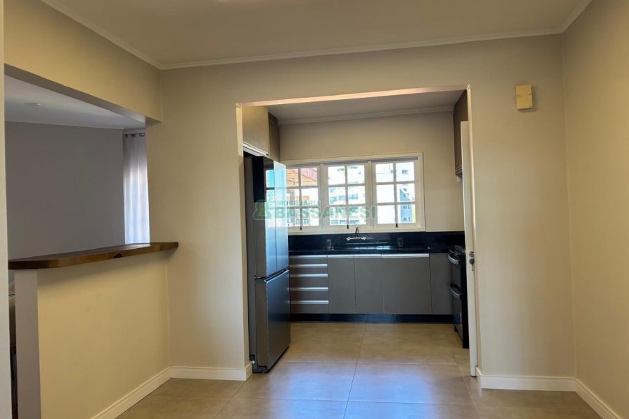 Apto Mobiliado com 300m², 4 dormitórios, 2 vagas, no bairro Jardim América em Caxias do Sul para Alugar ou Comprar