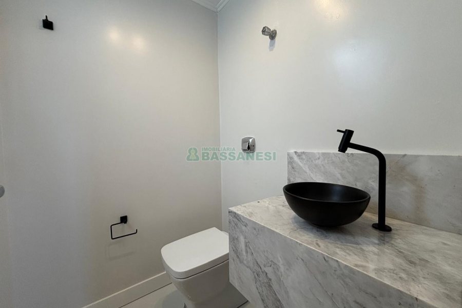Apto Mobiliado com 300m², 4 dormitórios, 2 vagas, no bairro Jardim América em Caxias do Sul para Alugar ou Comprar