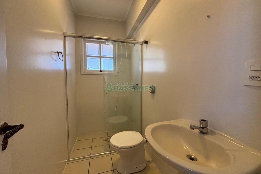 Apto Mobiliado com 300m², 4 dormitórios, 2 vagas, no bairro Jardim América em Caxias do Sul para Alugar ou Comprar