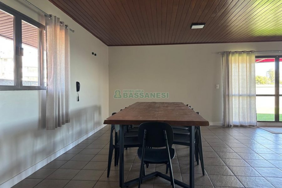 Apto Mobiliado com 300m², 4 dormitórios, 2 vagas, no bairro Jardim América em Caxias do Sul para Alugar ou Comprar