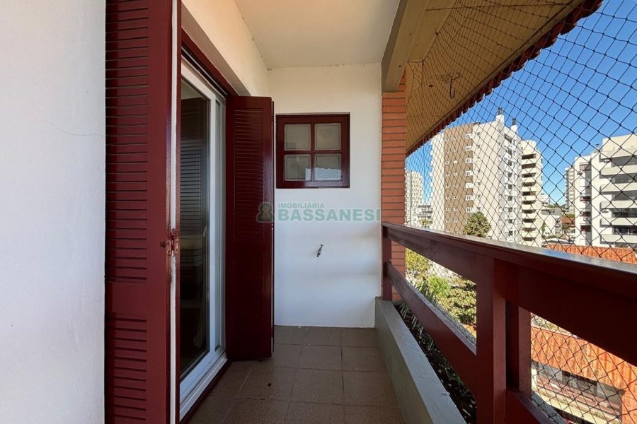 Apto Mobiliado com 300m², 4 dormitórios, 2 vagas, no bairro Jardim América em Caxias do Sul para Alugar ou Comprar