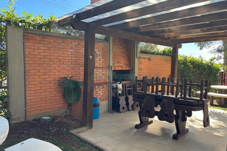 Apto Mobiliado com 300m², 4 dormitórios, 2 vagas, no bairro Jardim América em Caxias do Sul para Alugar ou Comprar