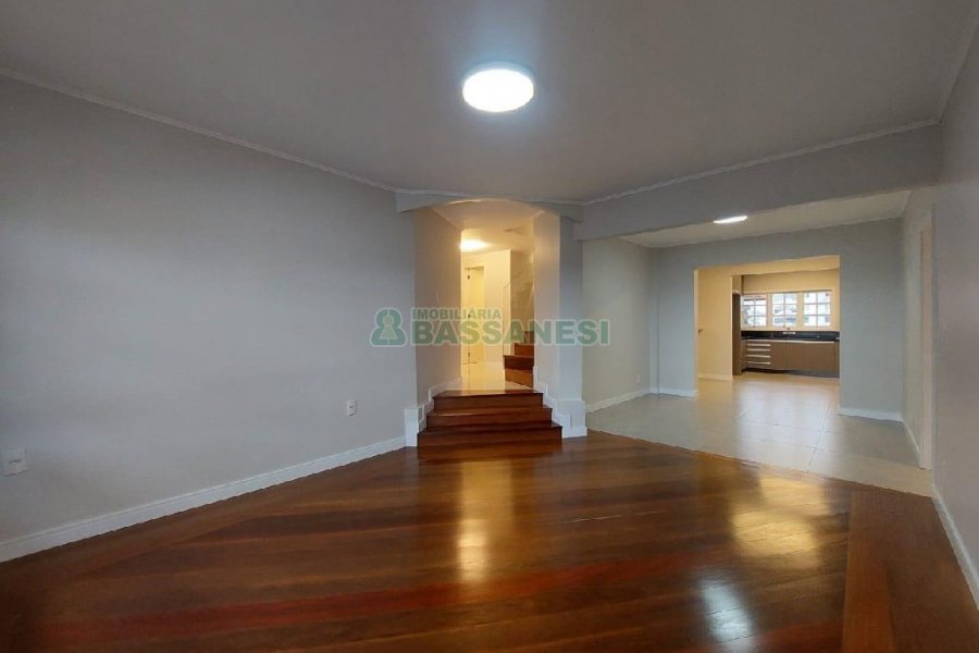 Apto/Cobertura com 299m², 4 dormitórios, 2 vagas, no bairro Jardim América em Caxias do Sul para Comprar