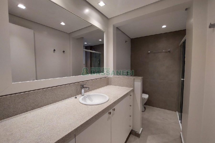 Apto/Cobertura com 299m², 4 dormitórios, 2 vagas, no bairro Jardim América em Caxias do Sul para Comprar