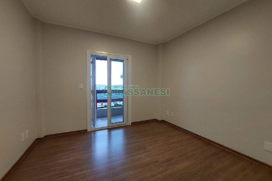 Apto/Cobertura com 299m², 4 dormitórios, 2 vagas, no bairro Jardim América em Caxias do Sul para Comprar