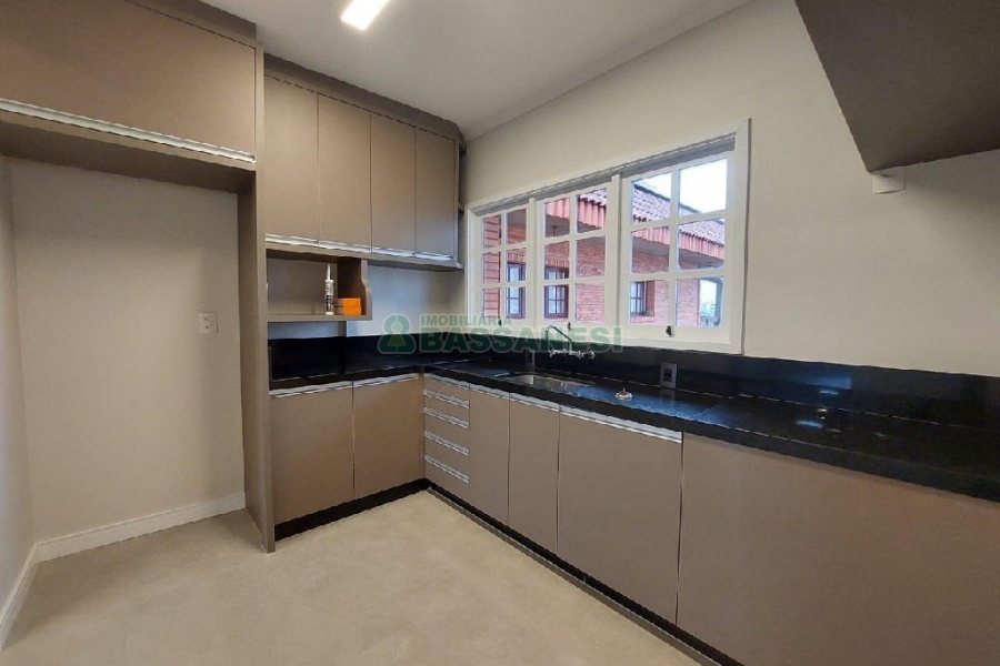 Apto/Cobertura com 299m², 4 dormitórios, 2 vagas, no bairro Jardim América em Caxias do Sul para Comprar