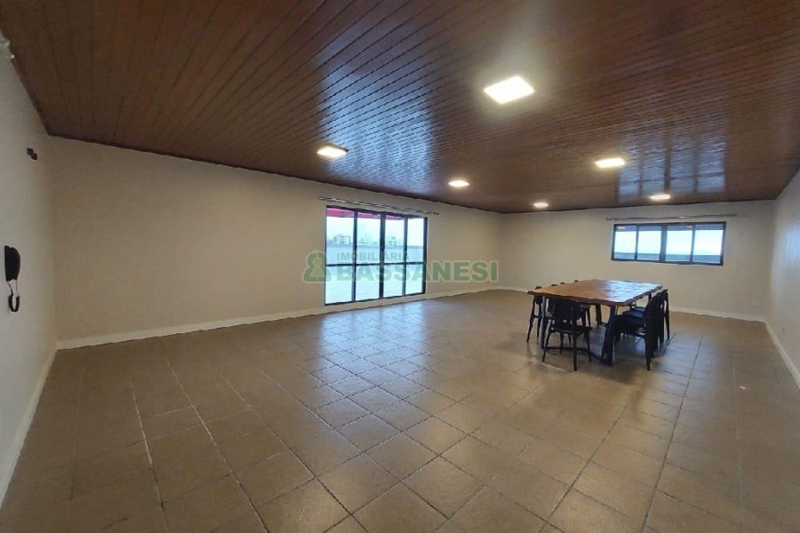 Apto/Cobertura com 299m², 4 dormitórios, 2 vagas, no bairro Jardim América em Caxias do Sul para Comprar