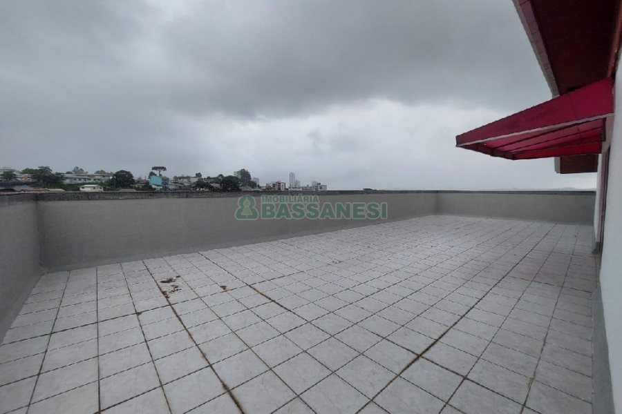 Apto/Cobertura com 299m², 4 dormitórios, 2 vagas, no bairro Jardim América em Caxias do Sul para Comprar