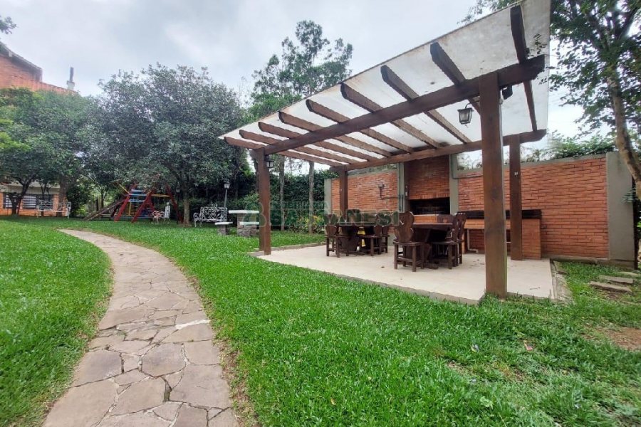 Apto/Cobertura com 299m², 4 dormitórios, 2 vagas, no bairro Jardim América em Caxias do Sul para Comprar