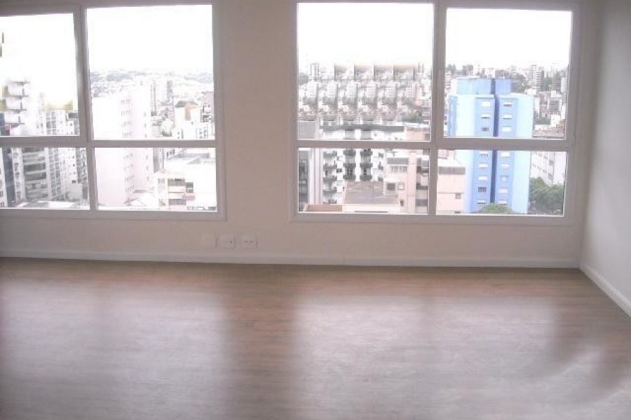 Sala com 45m², no bairro Centro em Caxias do Sul para Alugar