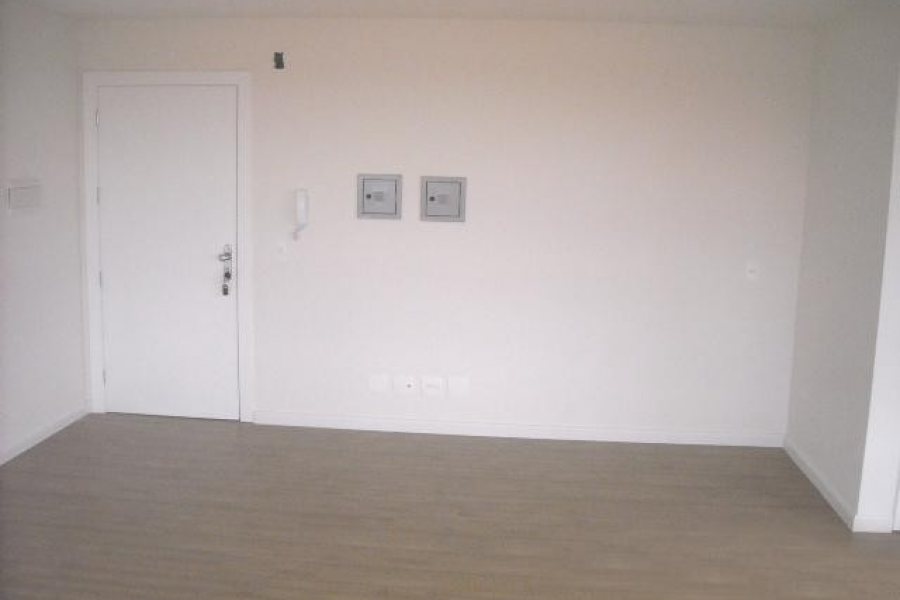 Sala com 45m², no bairro Centro em Caxias do Sul para Alugar