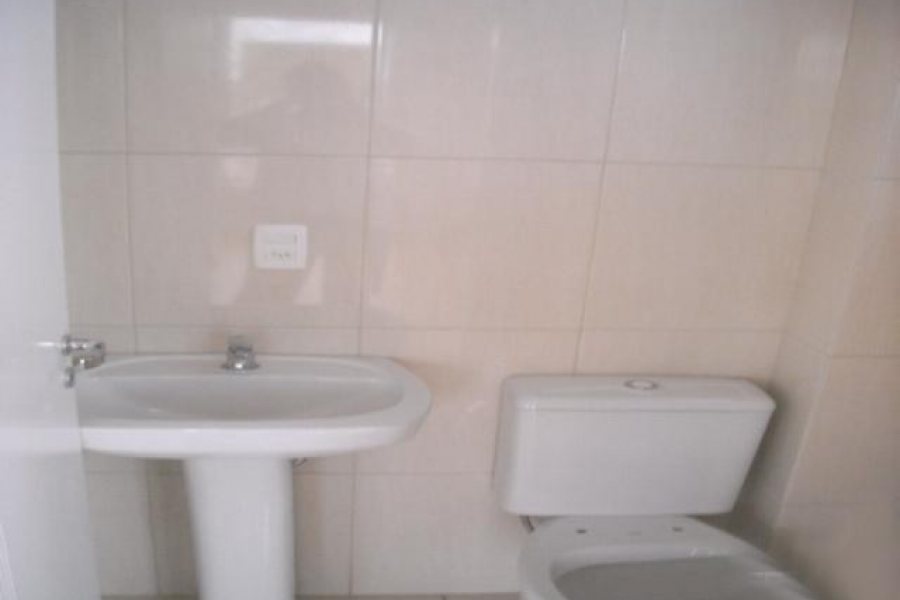 Sala com 45m², no bairro Centro em Caxias do Sul para Alugar