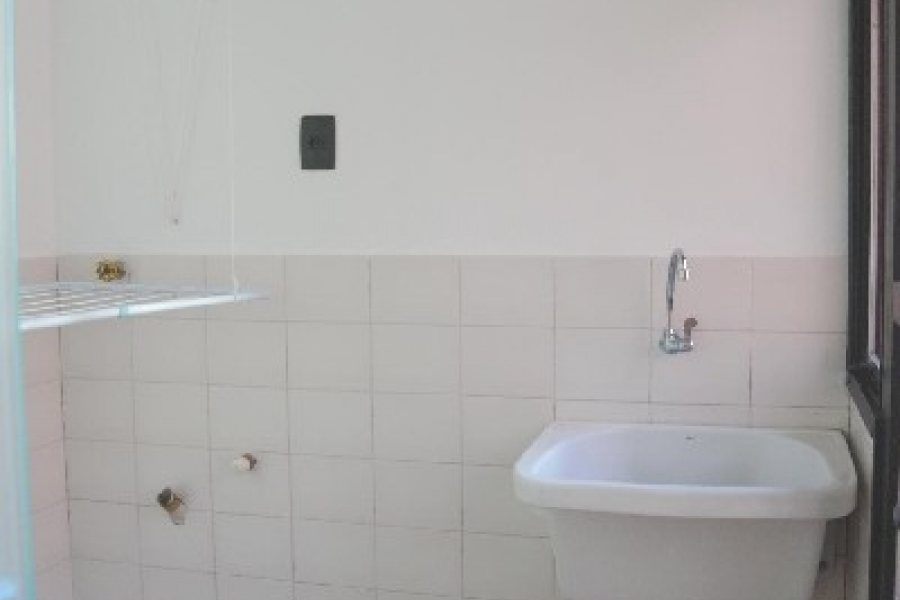 Apartamento com 60m², 1 dormitório, no bairro Centro em Caxias do Sul para Alugar
