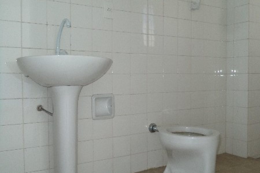 Sala com 26m², no bairro Centro em Caxias do Sul para Alugar