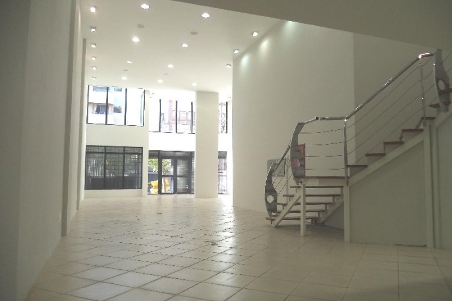 Loja com 420m², no bairro Centro em Caxias do Sul para Alugar