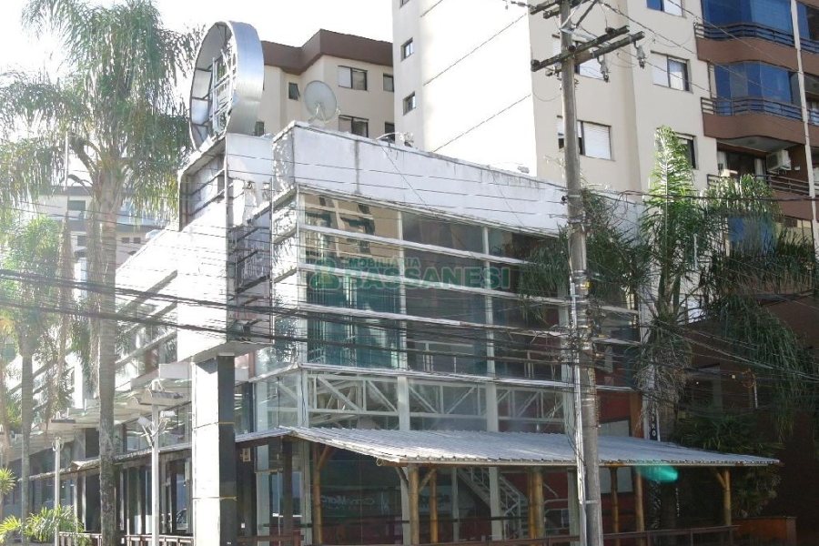 Loja com 360m², no bairro São Pelegrino em Caxias do Sul para Alugar