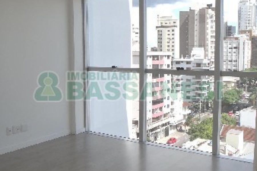 Sala com 46m², 1 vaga, no bairro Centro em Caxias do Sul para Alugar
