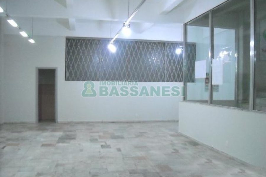 Loja com 86m², no bairro Centro em Caxias do Sul para Alugar