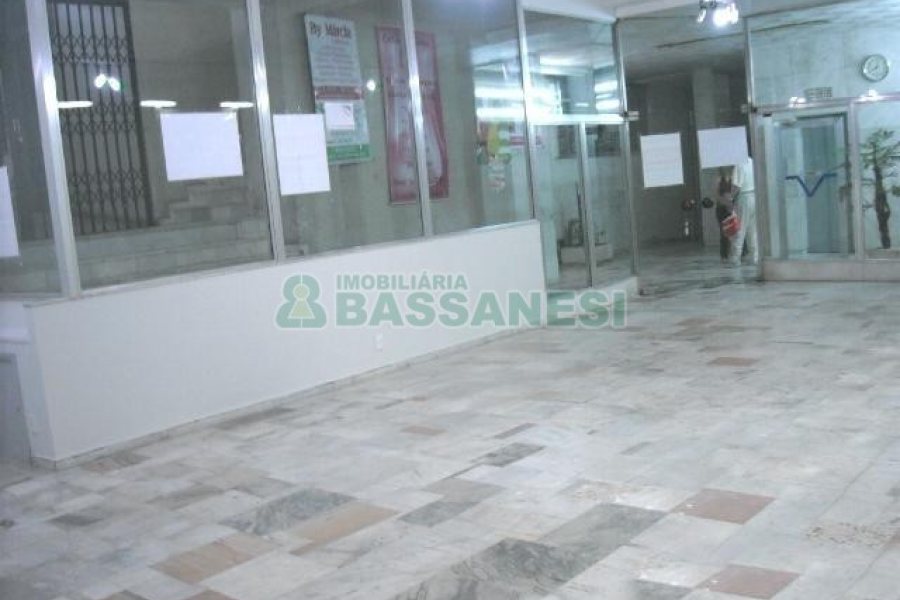 Loja com 86m², no bairro Centro em Caxias do Sul para Alugar
