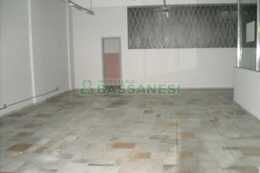 Loja com 86m², no bairro Centro em Caxias do Sul para Alugar