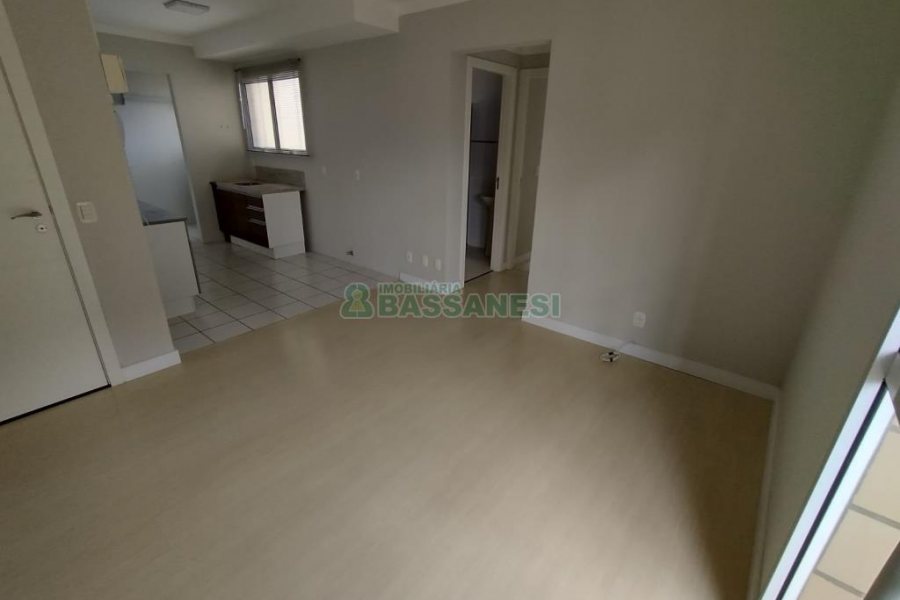 Apartamento com 66m², 2 dormitórios, 2 vagas, no bairro Interlagos em Caxias do Sul para Alugar