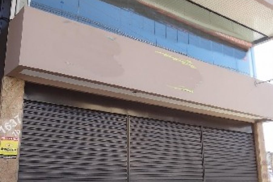 Loja com 484m², 1 vaga, no bairro Pio X em Caxias do Sul para Alugar