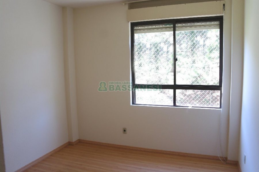 Apartamento com 98m², 2 dormitórios, 1 vaga, no bairro Lourdes em Caxias do Sul para Alugar