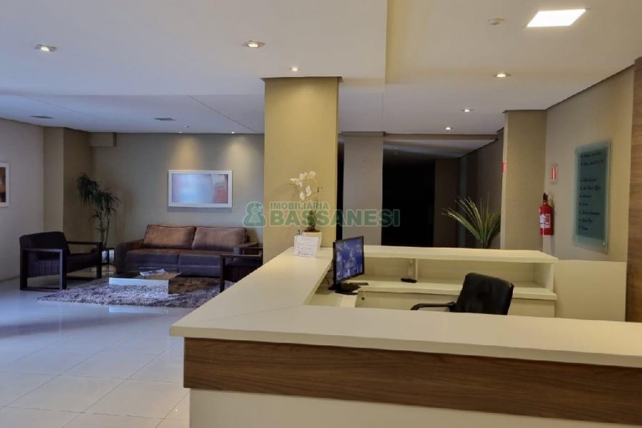 Apto Mobiliado com 61m², 2 dormitórios, 2 vagas, no bairro Panazzolo em Caxias do Sul para Comprar