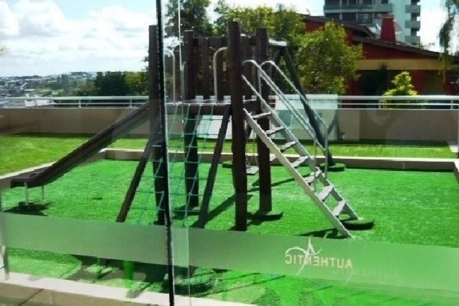 Apto Mobiliado com 61m², 2 dormitórios, 2 vagas, no bairro Panazzolo em Caxias do Sul para Comprar