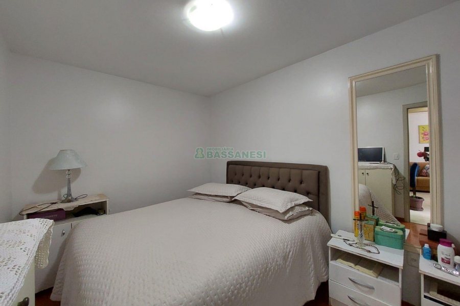 Apartamento com 47m², 2 dormitórios, 1 vaga, no bairro Santa Catarina em Caxias do Sul para Alugar
