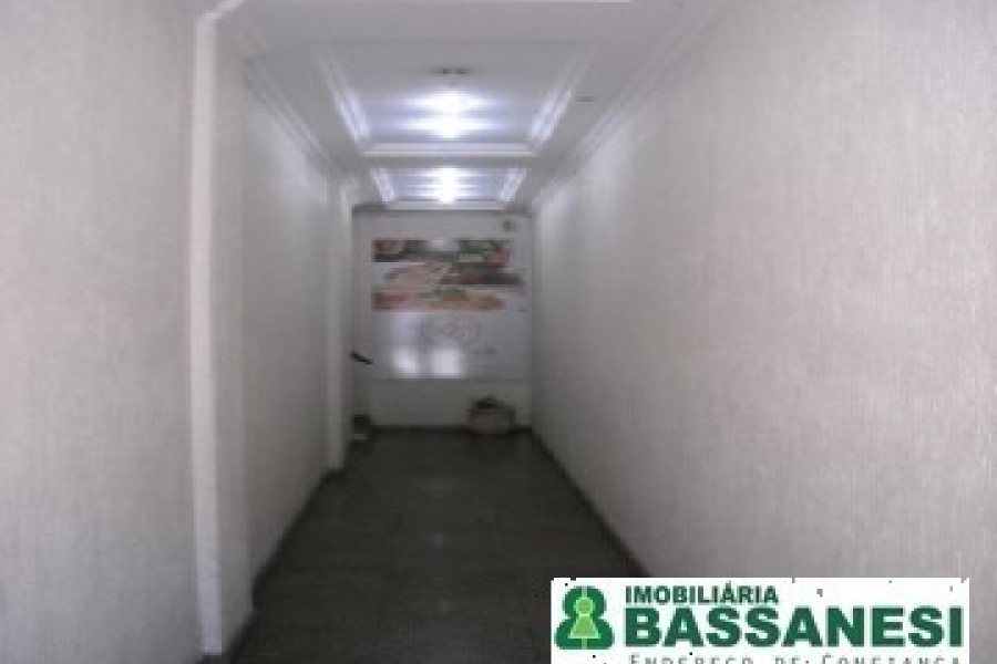 Sala com 168m², no bairro Centro em Caxias do Sul para Alugar