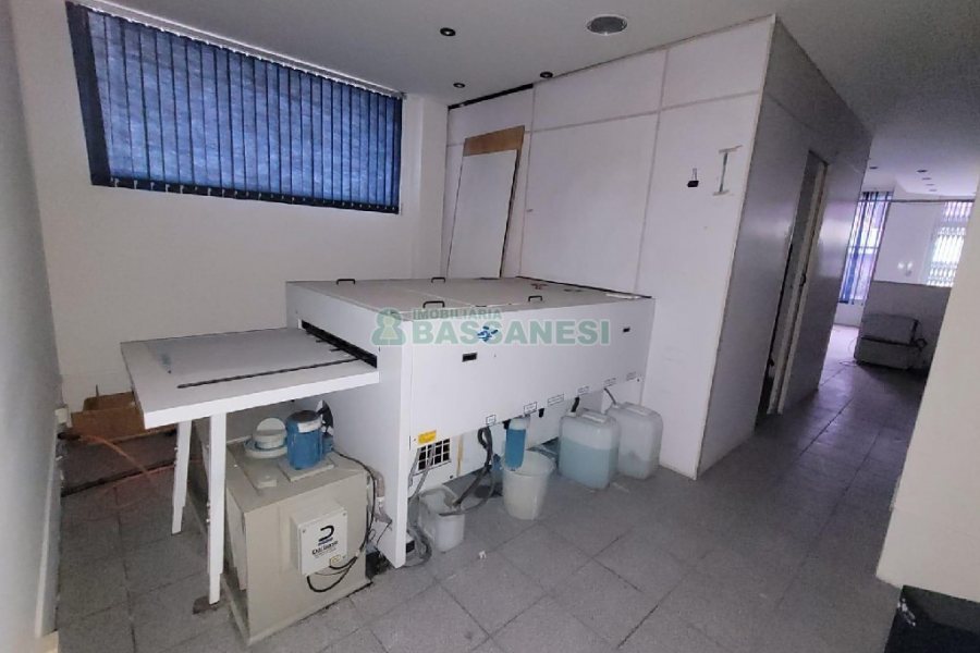 Loja com 72m², no bairro Rio Branco em Caxias do Sul para Alugar