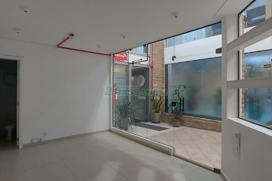 Loja com 32m², no bairro Centro em Caxias do Sul para Alugar