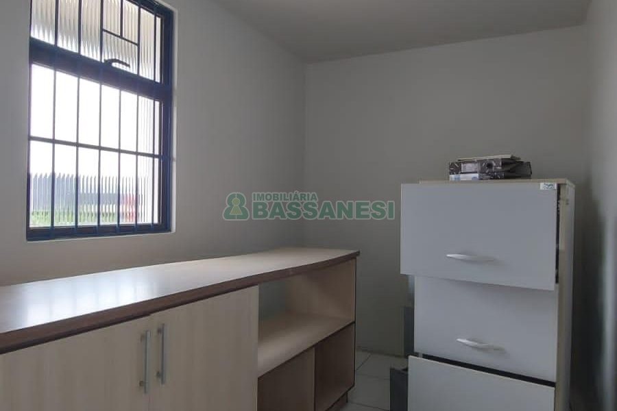 Loja com 126m², no bairro Santa Fé em Caxias do Sul para Alugar