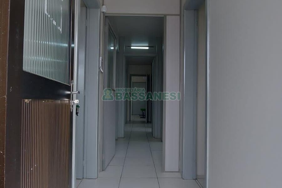 Loja com 126m², no bairro Santa Fé em Caxias do Sul para Alugar