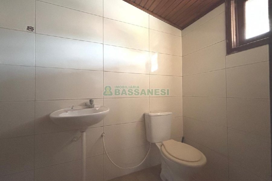 Apartamento com 180m², 4 dormitórios, 1 vaga, no bairro De Lazzer em Caxias do Sul para Alugar