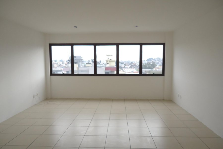 Sala com 43m², no bairro Pio X em Caxias do Sul para Alugar