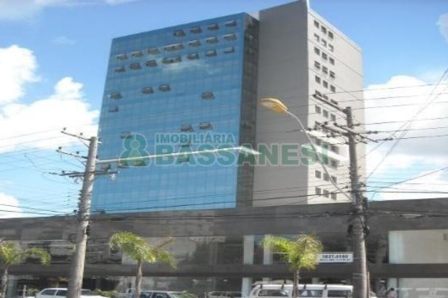 Sala com 43m², no bairro Pio X em Caxias do Sul para Alugar