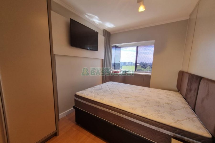 Apto Mobiliado com 140m², 3 dormitórios, 3 vagas, no bairro Charqueadas em Caxias do Sul para Alugar