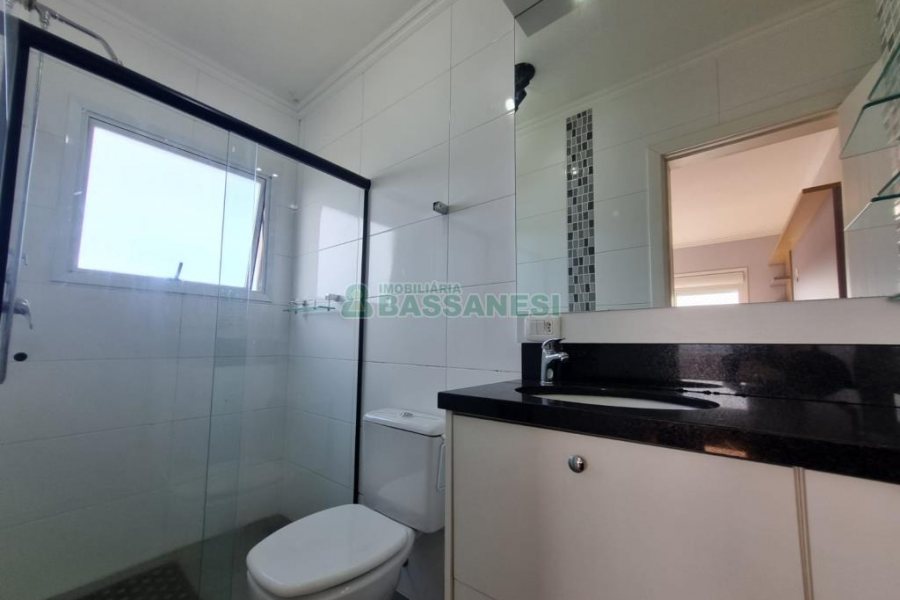 Apto Mobiliado com 140m², 3 dormitórios, 3 vagas, no bairro Charqueadas em Caxias do Sul para Alugar