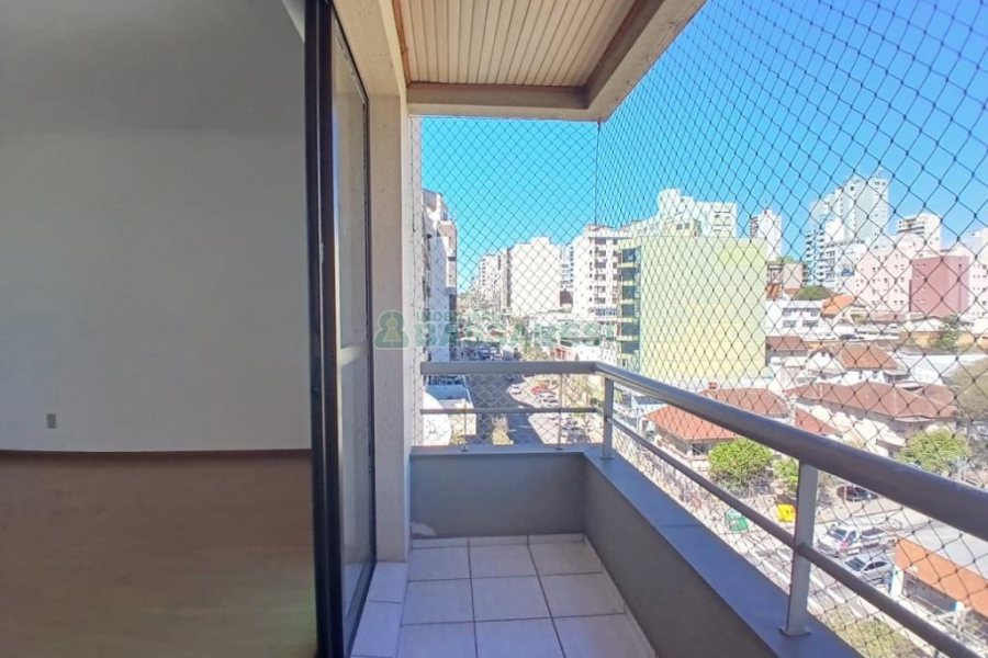 Apartamento com 59m², 1 dormitório, 1 vaga, no bairro Centro em Caxias do Sul para Comprar