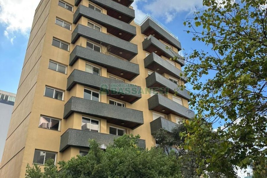 Apto/Cobertura com 297m², 2 dormitórios, 2 vagas, no bairro Centro em Caxias do Sul para Comprar