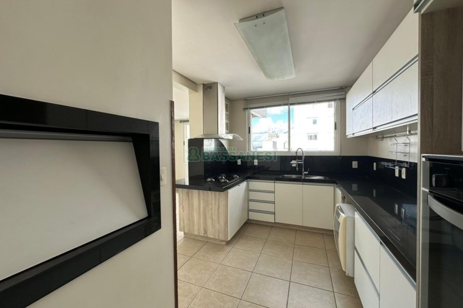 Apto/Cobertura com 297m², 2 dormitórios, 2 vagas, no bairro Centro em Caxias do Sul para Comprar