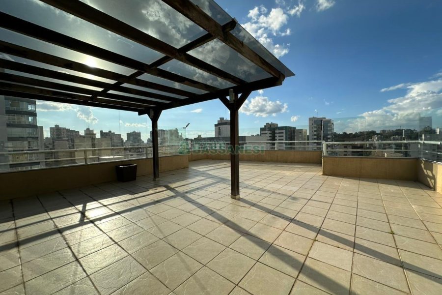 Apto/Cobertura com 297m², 2 dormitórios, 2 vagas, no bairro Centro em Caxias do Sul para Comprar