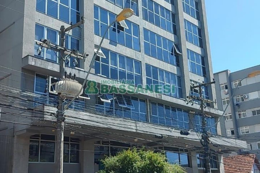 Sala com 187m², 1 vaga, no bairro Centro em Caxias do Sul para Alugar