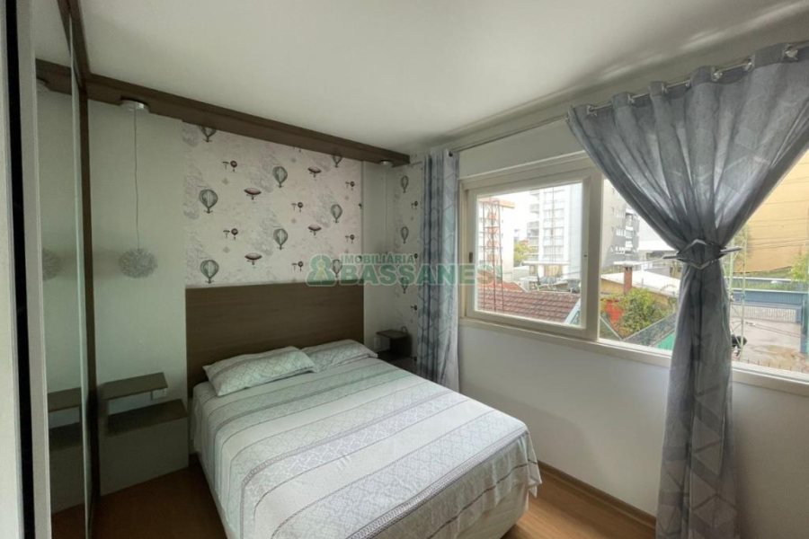Apartamento com 61m², 2 dormitórios, 1 vaga, no bairro Centro em Caxias do Sul para Comprar