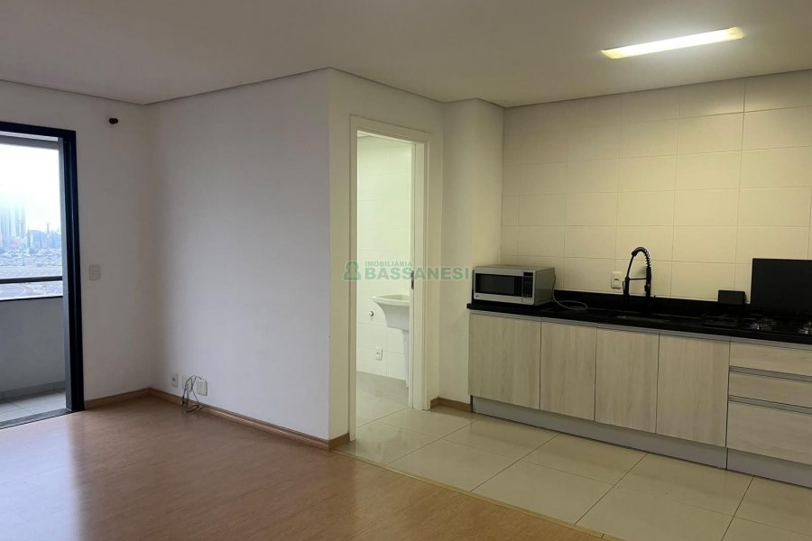 Apartamento com 60m², 1 dormitório, 1 vaga, no bairro Floresta em Caxias do Sul para Alugar