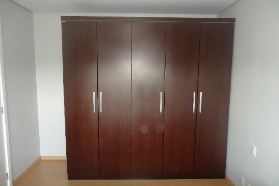 Apartamento com 60m², 1 dormitório, 1 vaga, no bairro Floresta em Caxias do Sul para Alugar