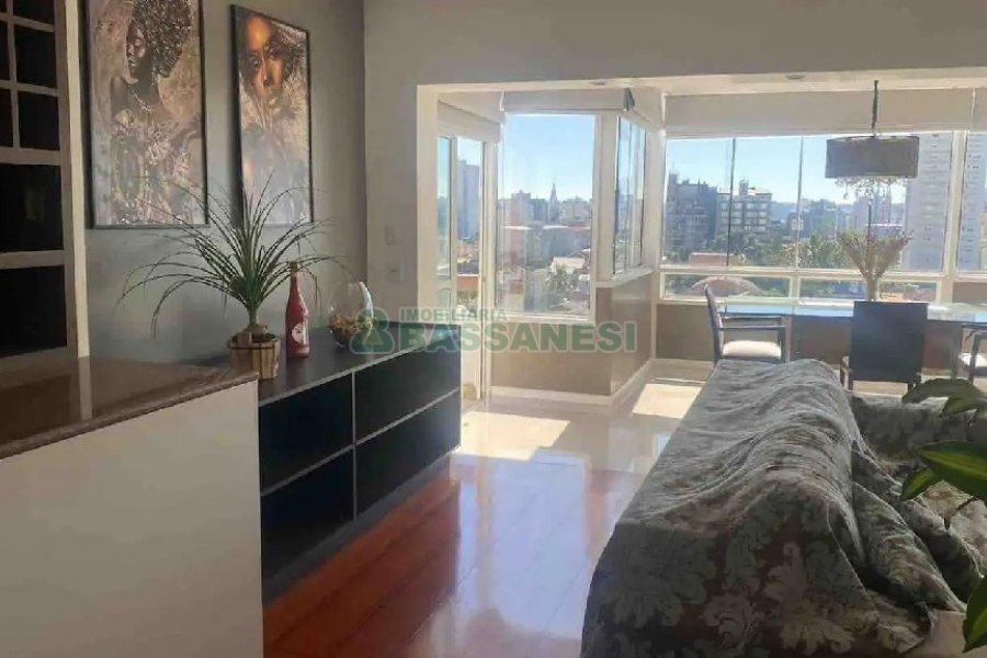 Apto/Cobertura com 132m², 2 dormitórios, 1 vaga, no bairro São Leopoldo em Caxias do Sul para Comprar