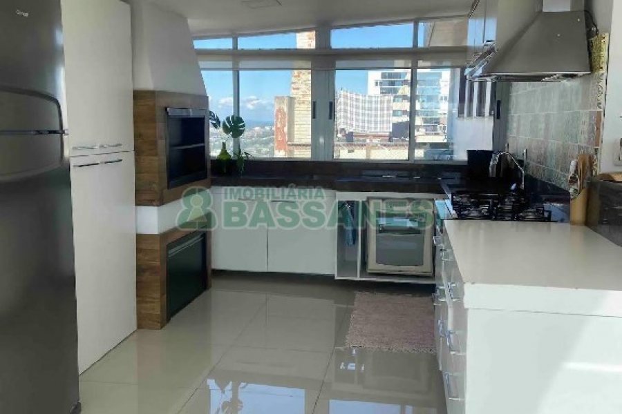 Apto/Cobertura com 132m², 2 dormitórios, 1 vaga, no bairro São Leopoldo em Caxias do Sul para Comprar